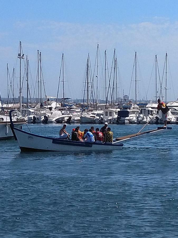 Maison En Bord De Mer Wifi فوس-سور-مير المظهر الخارجي الصورة